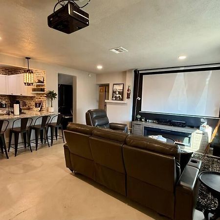 Uofa Desert Hollywood Tucson Ngoại thất bức ảnh